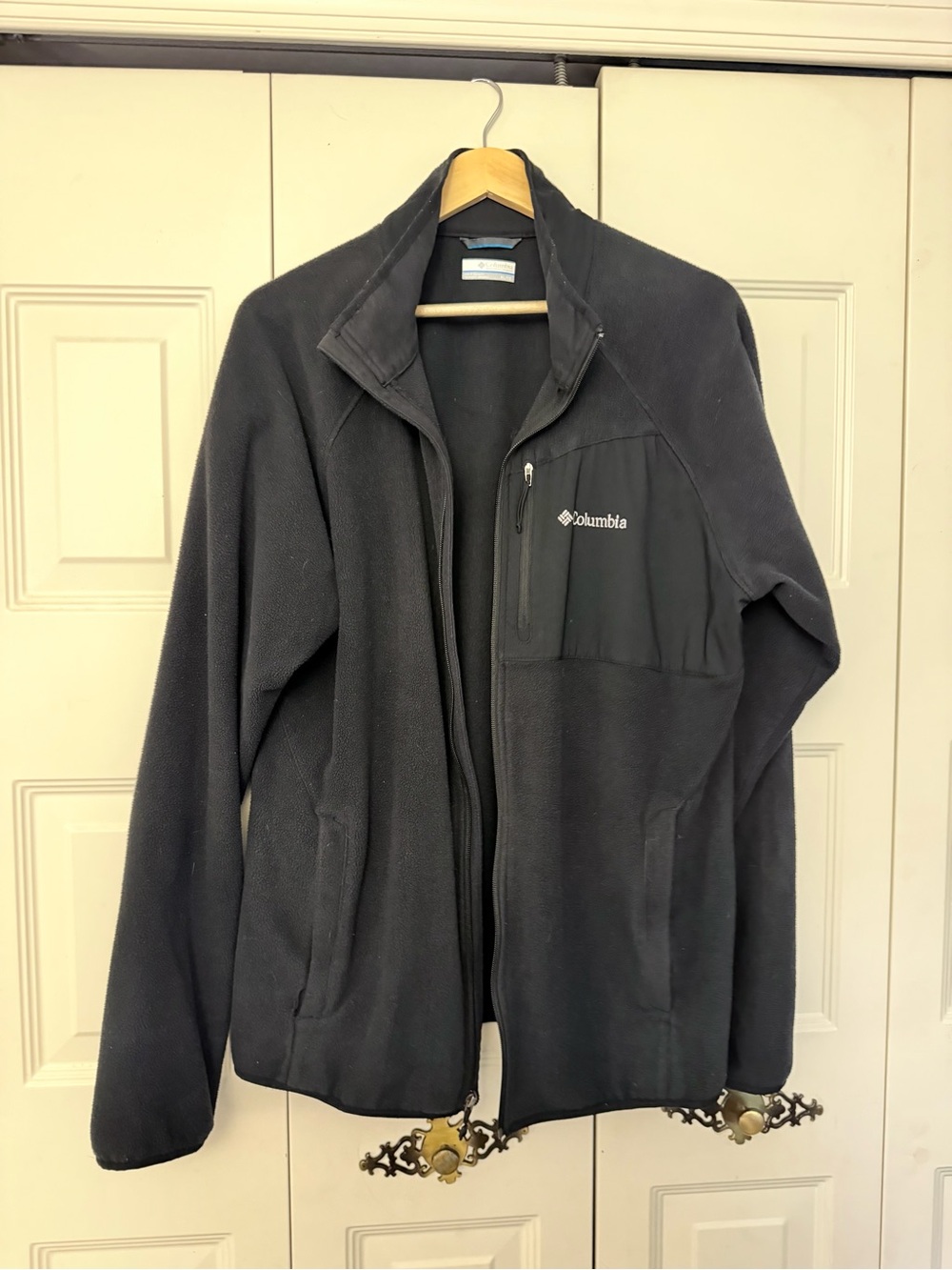 Columbia Black Full-Zip Performance Fleece Jacket